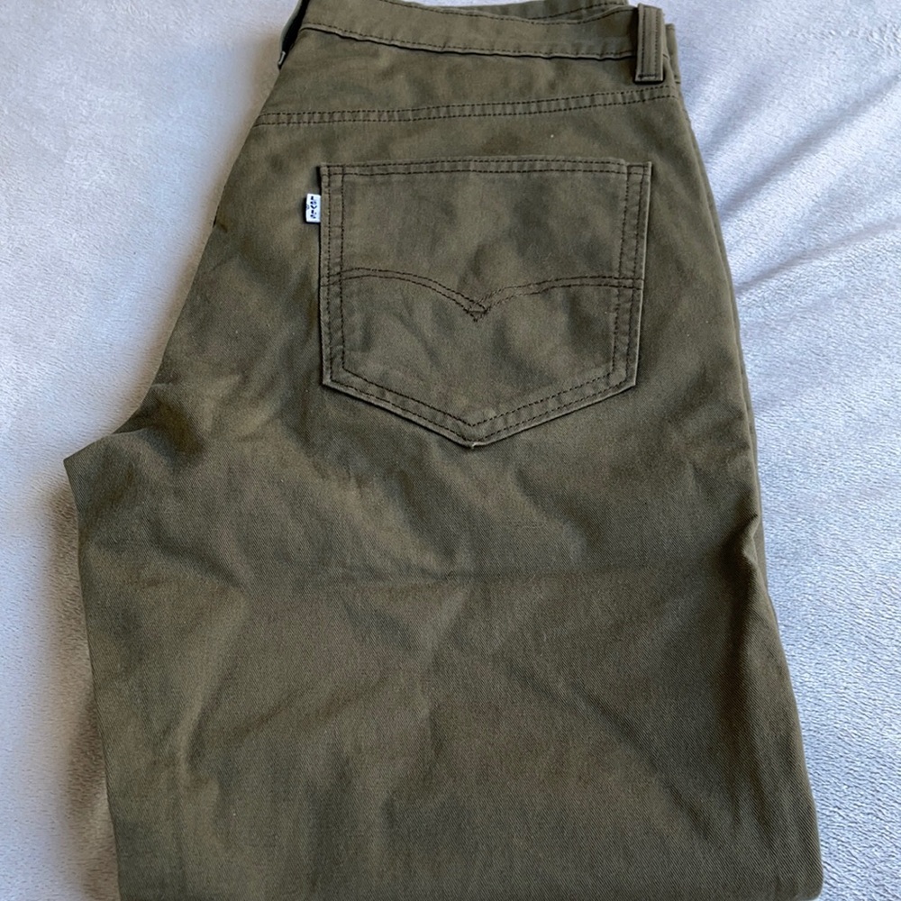 Levi’s Jean Chinos - Olive Gren